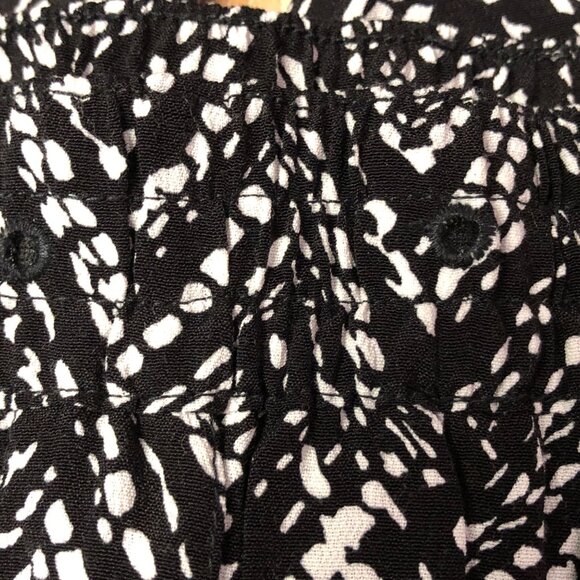 White House Black Market Drapey Printed Ankle Pull On Pants SIZE 0 NWT - Picture 4 of 5